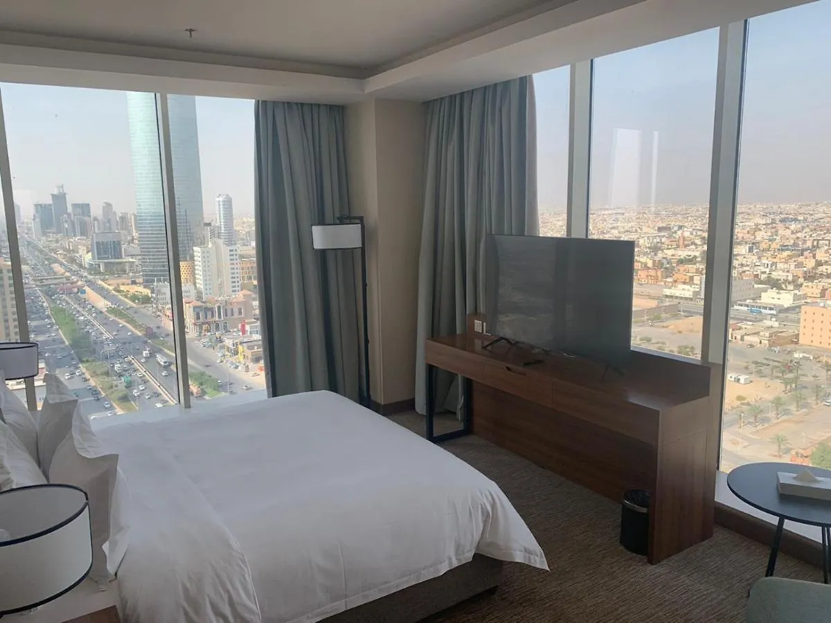 利雅德 Hdb Financial District酒店